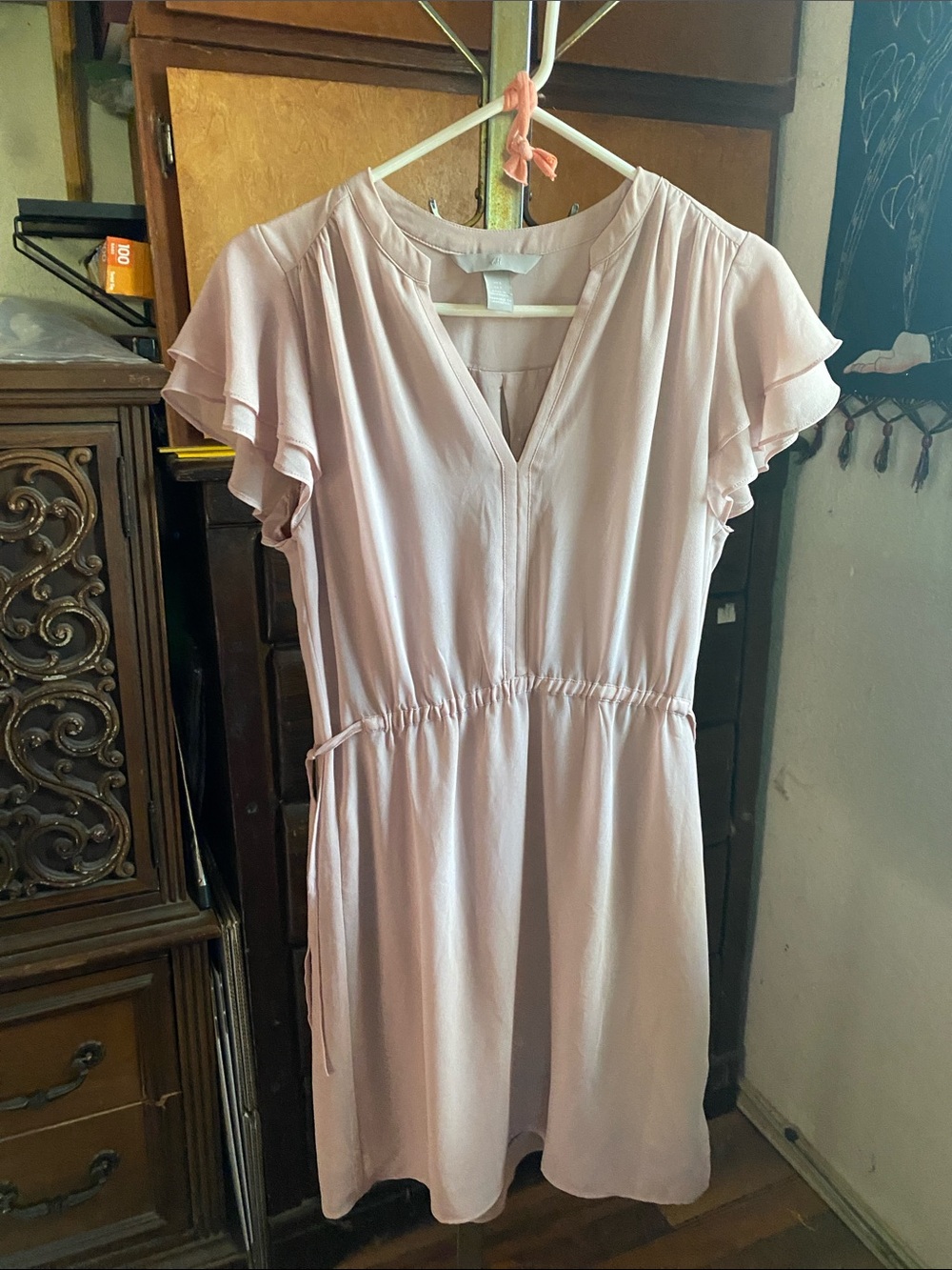H&M Blush Pink V-Neck Mini Dress with Flutter Sleeves